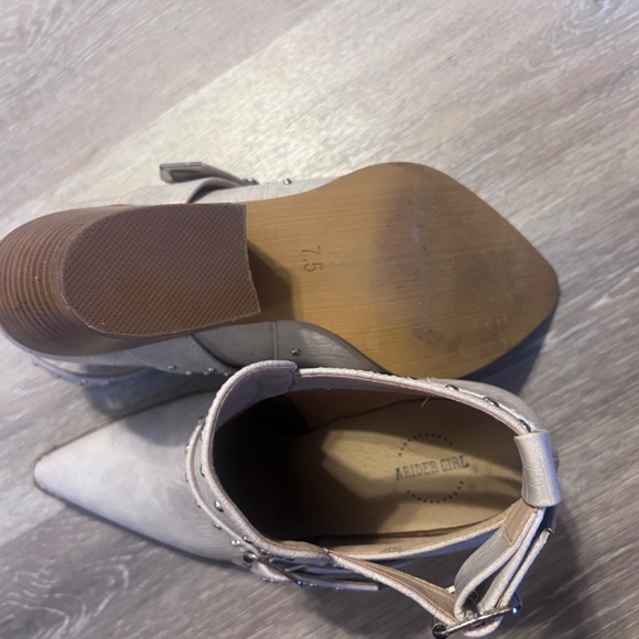 Western booties - Picture 3 of 4